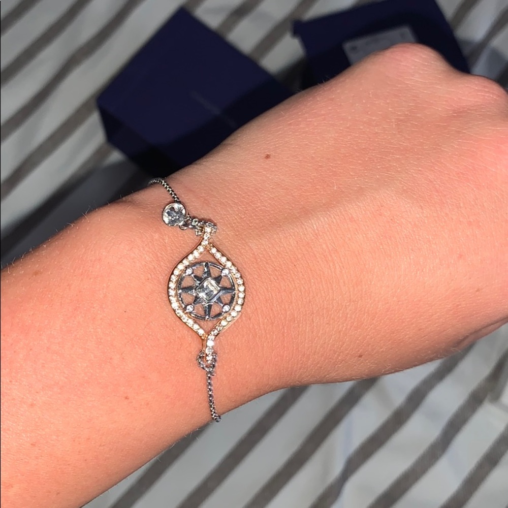 Compass swarovski adjustable bracelet